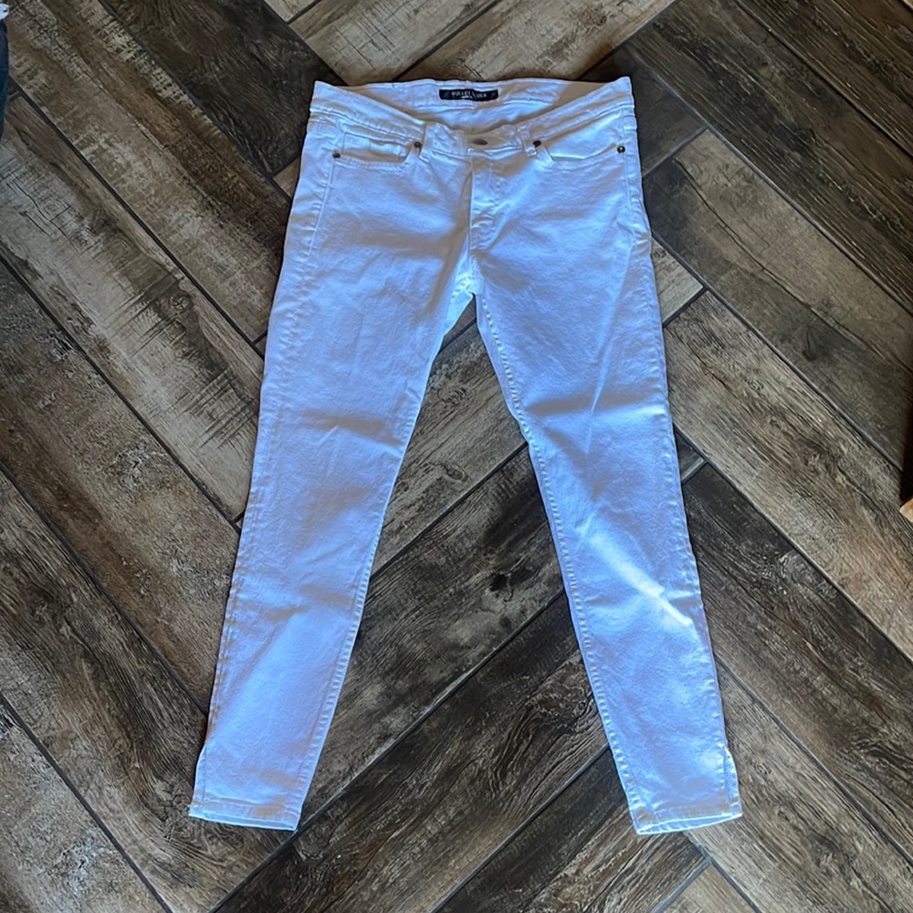 White Bullet Blues women’s jeans